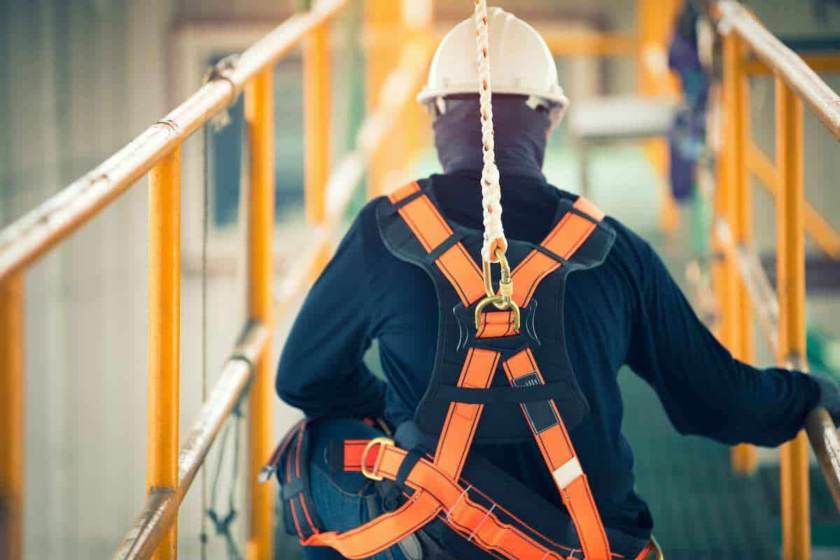 Best Safety Harnesses for Fall Protection